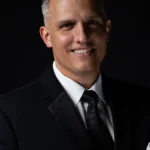 headshot Shane Pierson